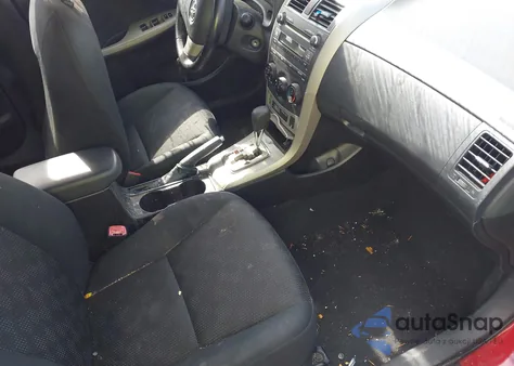 2010 Toyota Corolla S z USA, uszkodzony, nr VIN 1NXBU4EE7AZ265237